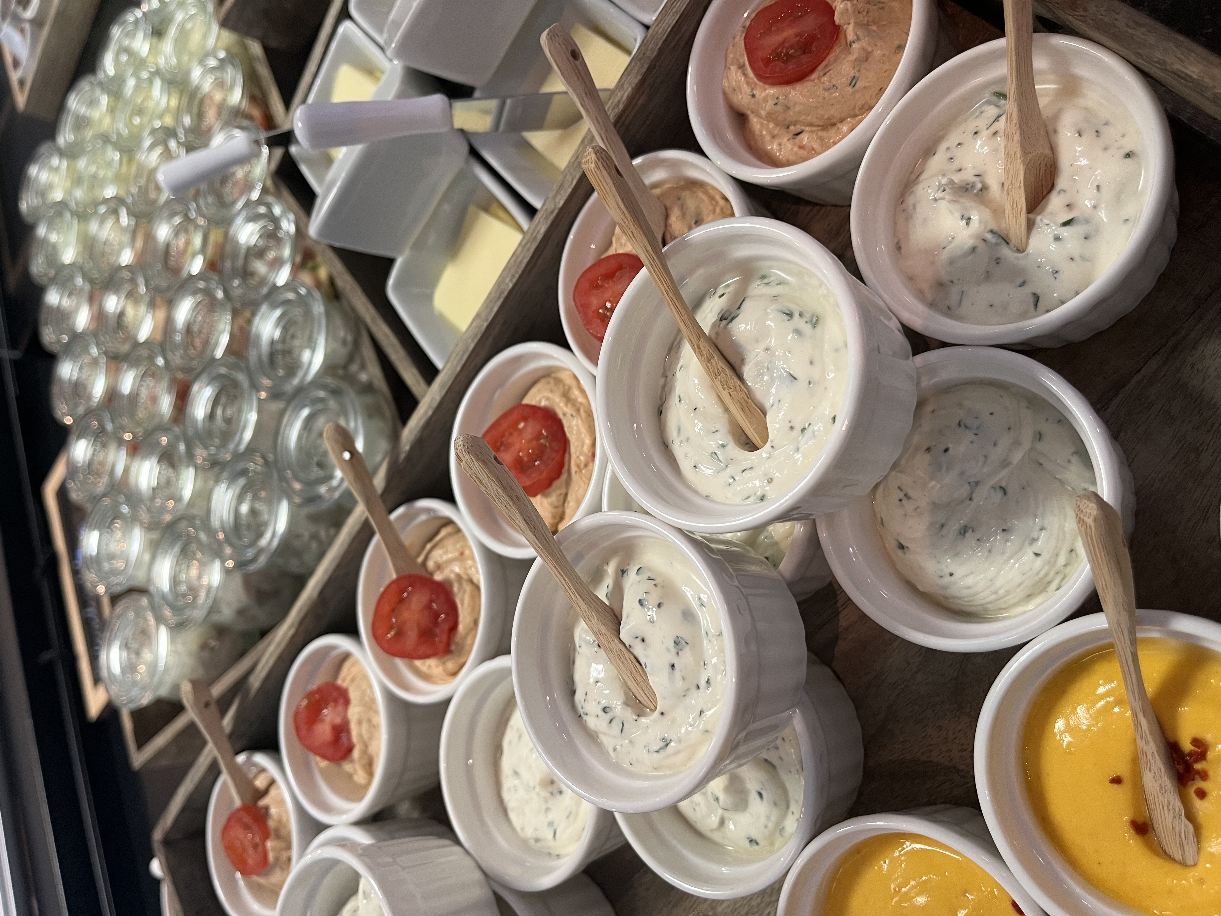 Etagerenfrühstück Brotvariation